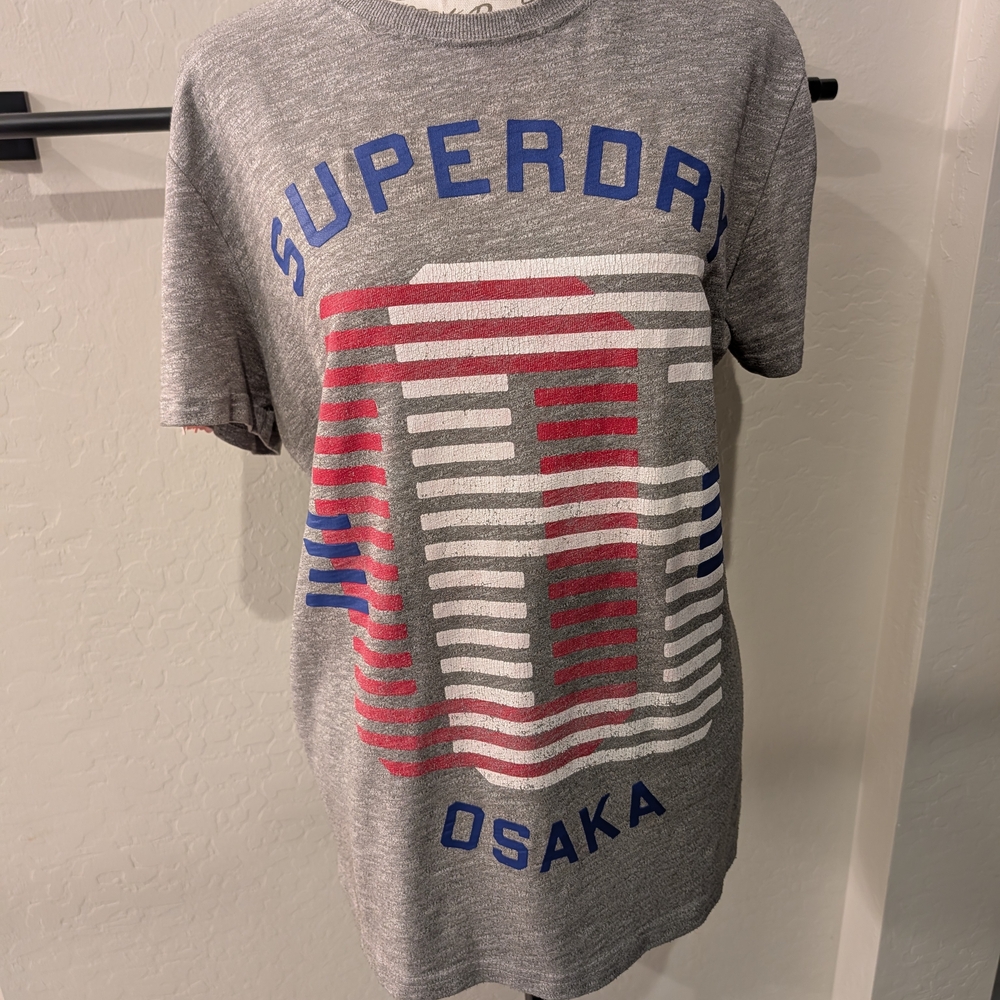 Superdry Gray T-Shirt with Blue and Red Graphic